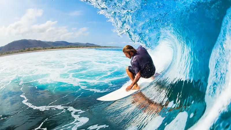 Surf en las Olas de Bali