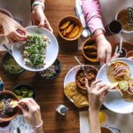 Sabores del Mundo: Descubriendo la Gastronomía Internacional en tus Viajes